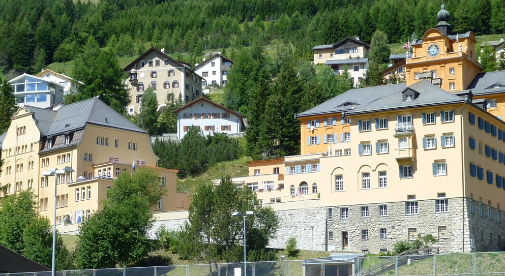 La Fuga Scolastica In Engadina Dei Rampolli Vip Di Milano Con Mamme Il Foglio