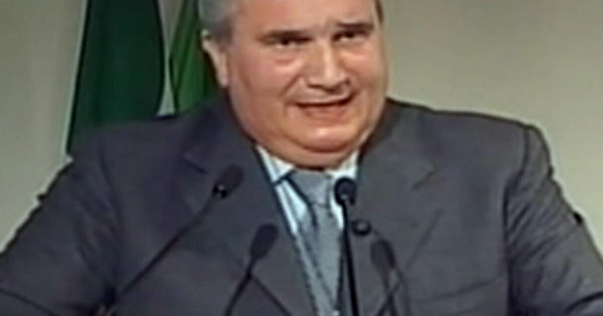 La crisi del Pd vista da Fioroni: "Un partito senza anima e passione" La crisi del Pd vista da Fioroni: "Un partito senza anima e passione"