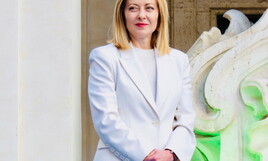 Giorgia Meloni invita alla calma sui dazi di Trump