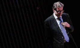 Giorgetti il sovranista. I francesi di Stm bocciano il suo candidato Marcello Sala. Il ministro: "Inacettabile, lo ripresentiamo"