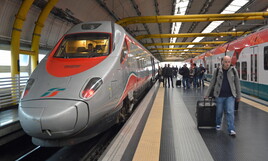 Dalla ferrovia di Portici alle disavventure di Salvini. Storia politica dei treni italiani