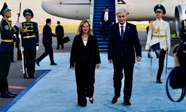 Meloni prosegue il tour in Asia centrale, oggi in Kazakistan. "Cooperiamo su energia e materie prime"