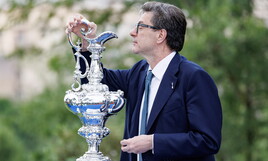 Giorgetti power: lettera a Unicredit, il dpcm non cambia. Deroga "tutela Italia" per le imprese italiane in Russia