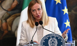 Meloni: "Sui dazi lavoriamo con l'Ue, gli altri scenari sarebbero insensati"