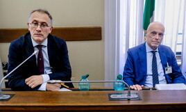 https://img-prod.ilfoglio.it/2025/07/15/180529246-355209ce-6fff-4256-8961-d2b9d675028e.jpg