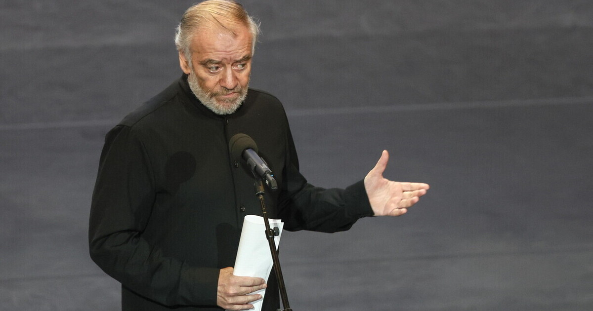 Non lasciate che Gergiev diriga a Caserta Non lasciate che Gergiev diriga a Caserta