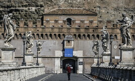 https://img-prod.ilfoglio.it/2025/07/17/064811967-5c3c5900-1920-4e9a-86b4-f69c02da0e47.jpg