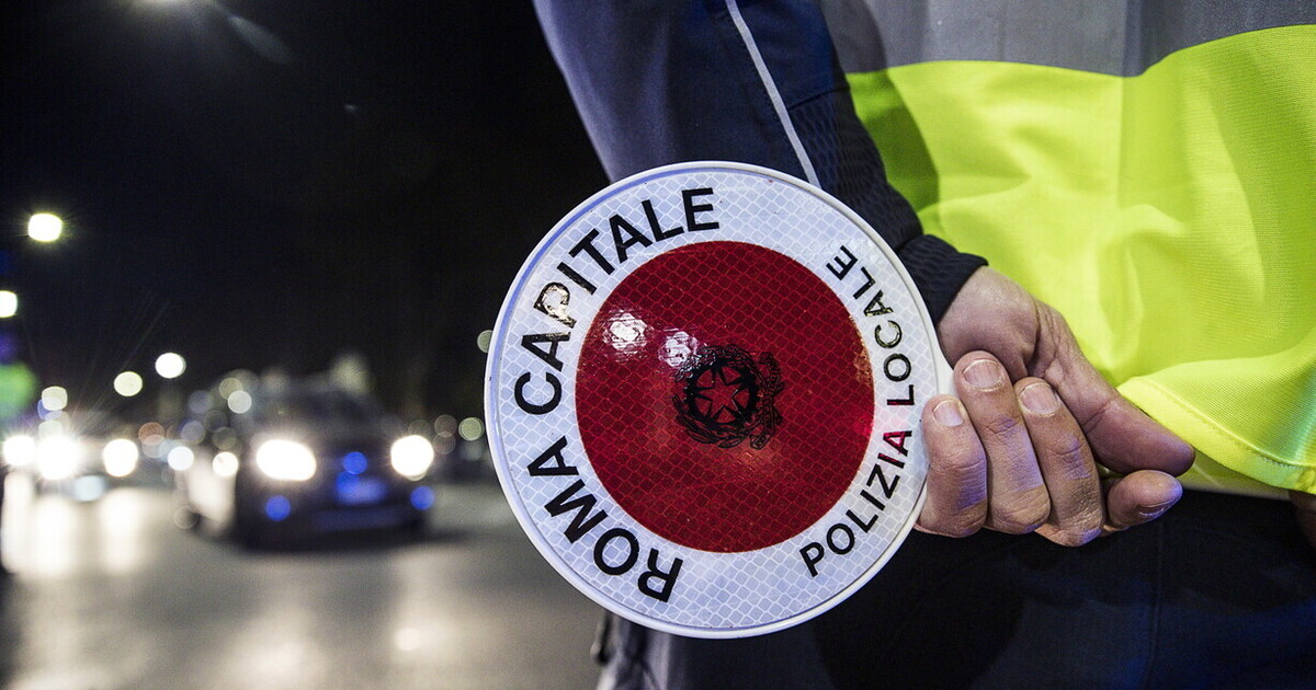 Il devastante effetto della cobret su Roma: gli “zombi” del Raccordo Il devastante effetto della cobret su Roma: gli “zombi” del Raccordo