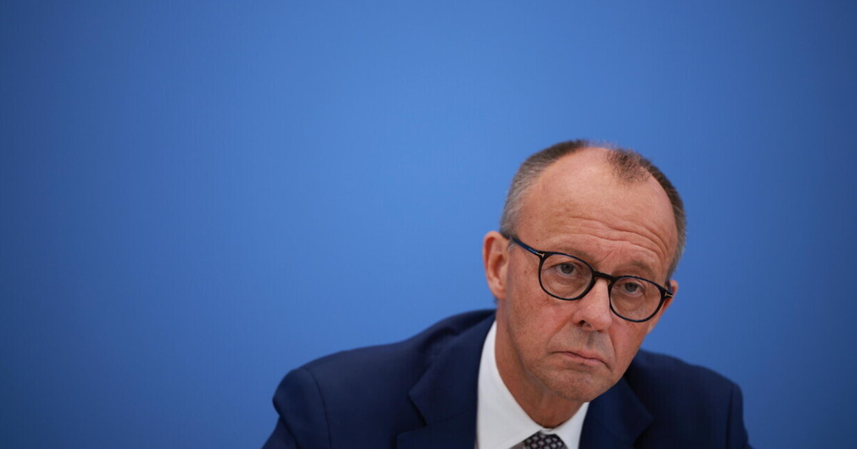 Merz si prepara a un autunno funestato dai dazi, un massacro economico e per la coalizione Merz si prepara a un autunno funestato dai dazi, un massacro economico e per la coalizione