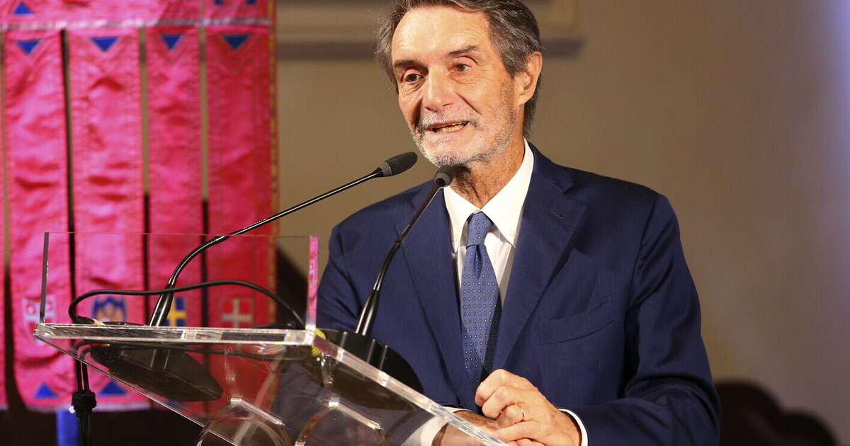 Parla Attilio Fontana: "Sala non si dimetta. Si vuole ammazzare Milano, la Lombardia. Fermare lo sviluppo" Parla Attilio Fontana: "Sala non si dimetta. Si vuole ammazzare Milano, la Lombardia. Fermare lo sviluppo"