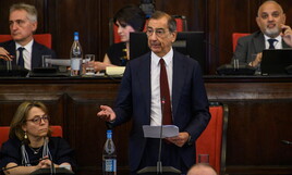 https://img-prod.ilfoglio.it/2025/07/21/173021535-b073cf5e-d781-4738-8d6f-ee044d0dc883.jpeg