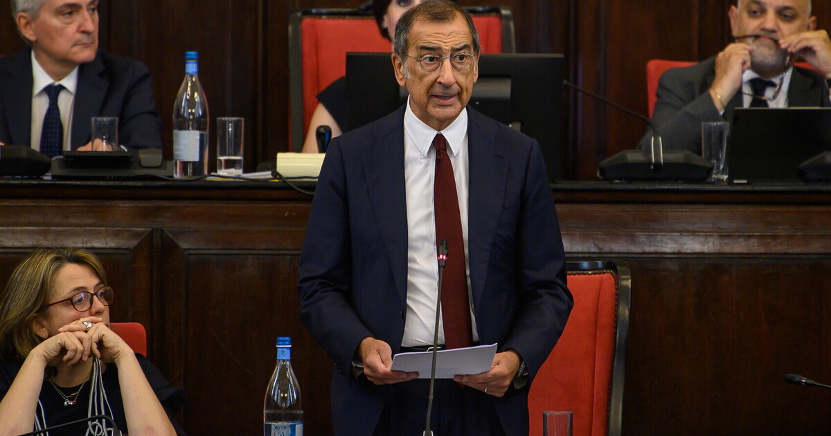 Lo "spavento" di Milano. Politici, ex, imprenditori tutti ammutoliti e terrorizzati: "E se indagano pure me?" Lo "spavento" di Milano. Politici, ex, imprenditori tutti ammutoliti e terrorizzati: "E se indagano pure me?"