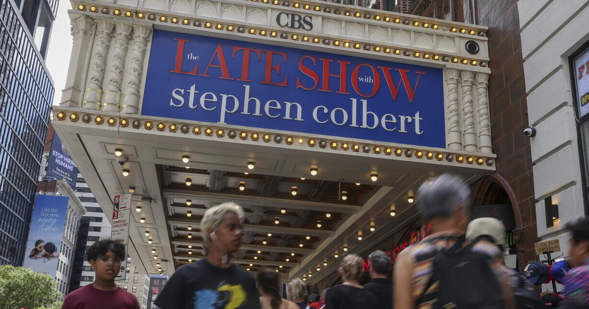 il dibattito americano sulla morte dei late show e della televisione