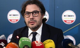 https://img-prod.ilfoglio.it/2025/07/24/151523966-e3e7f31b-5db0-42ac-a2cf-6f7a9a3f415d.jpg