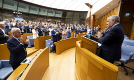 https://img-prod.ilfoglio.it/2025/07/25/172330730-de4085fb-9098-42c4-a2c0-243d0e48131f.jpg