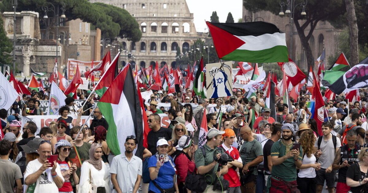Riconoscere ora la Palestina è fare un regalo a chi non riconosce Israele Riconoscere ora la Palestina è fare un regalo a chi non riconosce Israele