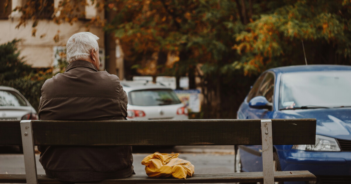 non solo pi249 vecchi ma anche pi249 soli come cambieranno le famiglie italiane