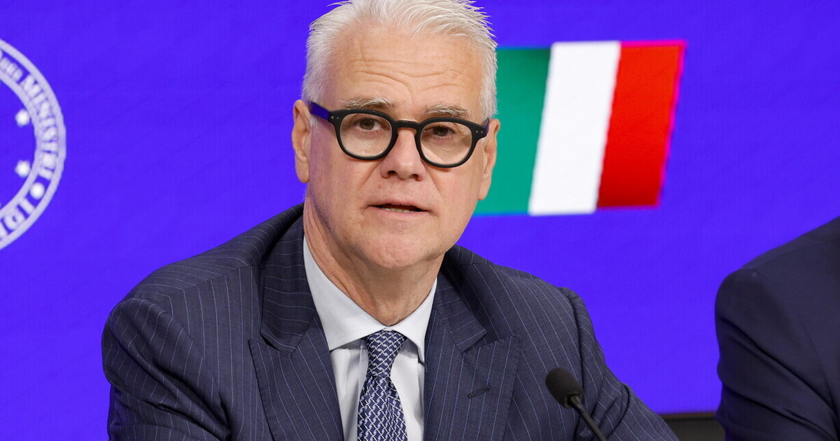 Zangrillo: “Opportuna la sentenza che alza il tetto agli stipendi dei manager della Pa”
