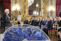 https://img-prod.ilfoglio.it/2025/07/30/164902749-9e50b771-48dd-4439-b9ca-bfdd30eba202.jpg