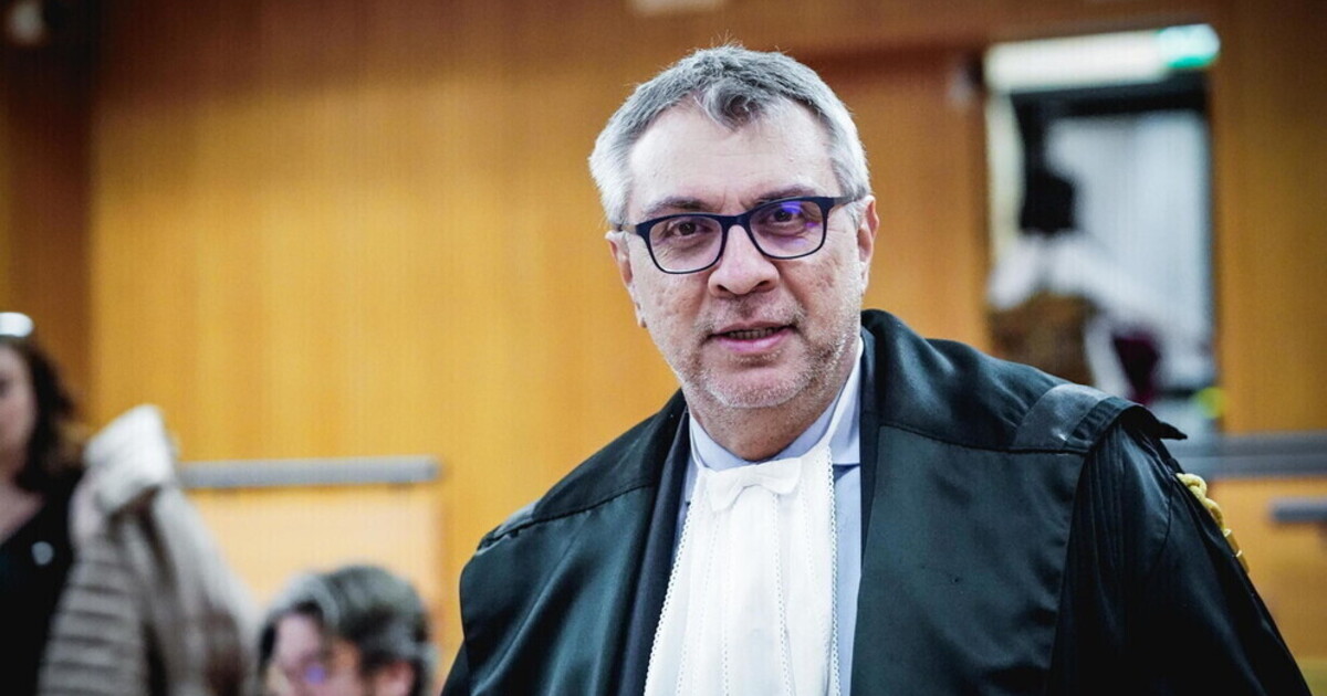 Dalle toghe caccia all’uomo contro Stefano Esposito. Il Csm: “Costituzione violata” Dalle toghe caccia all’uomo contro Stefano Esposito. Il Csm: “Costituzione violata”