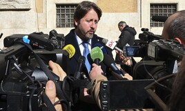 https://img-prod.ilfoglio.it/2025/07/31/153943350-4e89bbc8-3d2b-4366-bdce-39de4f6867f8.jpg
