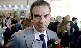 https://img-prod.ilfoglio.it/2025/07/31/175000476-b00b04a1-598b-45e6-bad7-41fd694d0fdb.jpg