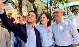 Mentre Meloni annucia la Zes nelle Marche, Ricci pensa di evitare la foto di Pesaro con i leader