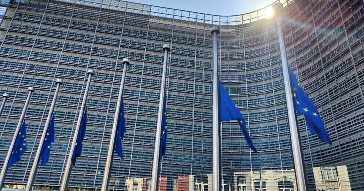in che direzione orientare la bussola ue per le concentrazioni