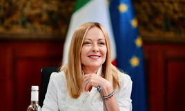 https://img-prod.ilfoglio.it/2025/08/06/185135532-88038b7c-cf39-4641-b2cd-c100d913d2ce.jpeg