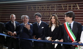 https://img-prod.ilfoglio.it/2025/08/07/104628697-aca90701-8e16-43b1-88de-33d82fee4c73.jpg