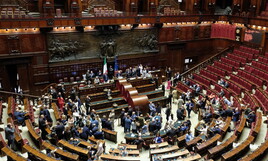 https://img-prod.ilfoglio.it/2025/08/07/153333899-ad3b6a96-ceca-47db-9526-75ffc5d70233.jpg