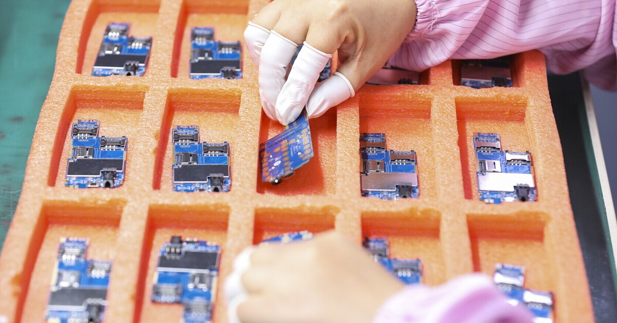 cosa rischia un8217europa incapace di reagire alla mossa di trump sui microchip160intervista