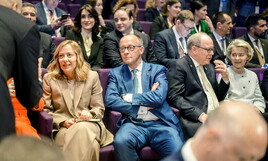 https://img-prod.ilfoglio.it/2025/08/09/212755143-895c646a-4785-4c77-b2a8-cdd64125b860.jpg