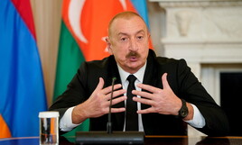 https://img-prod.ilfoglio.it/2025/08/12/145035663-acc3de19-aee5-4633-b5ad-8185cca80eed.jpg