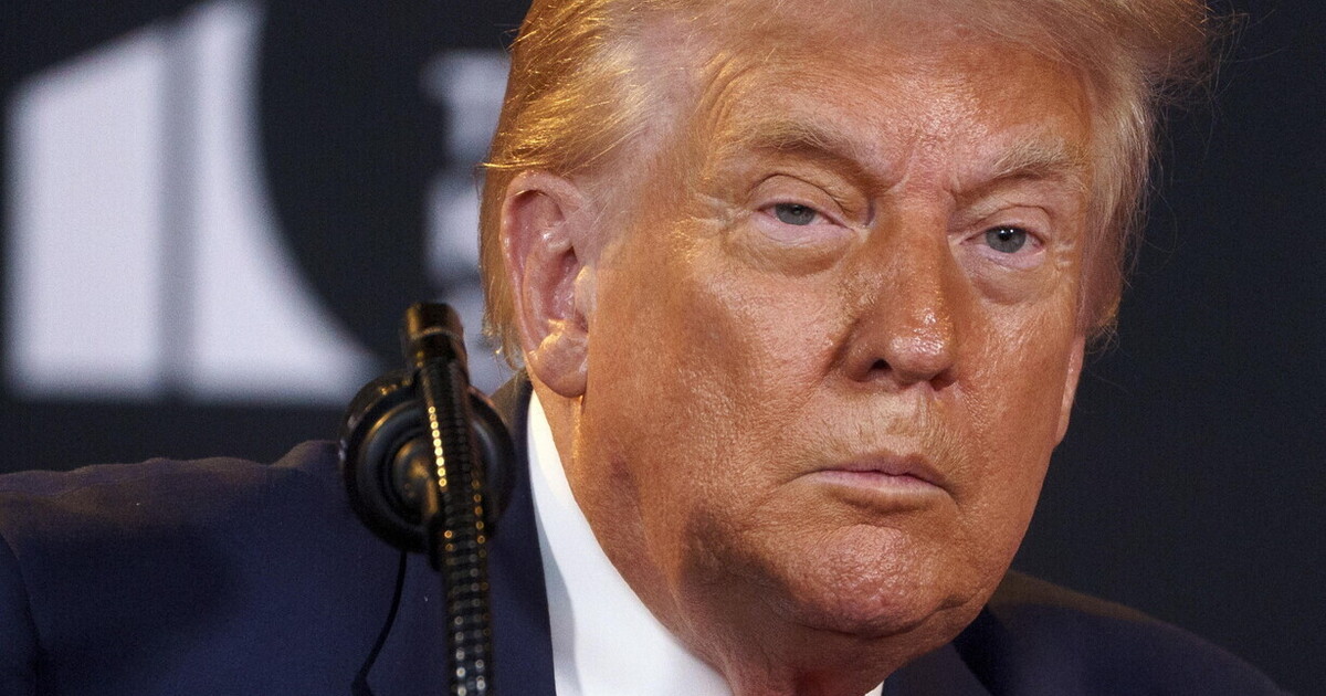 Trump è in Alaska con Putin, ma con la testa è a Washington. In cerca di un successo per i Maga