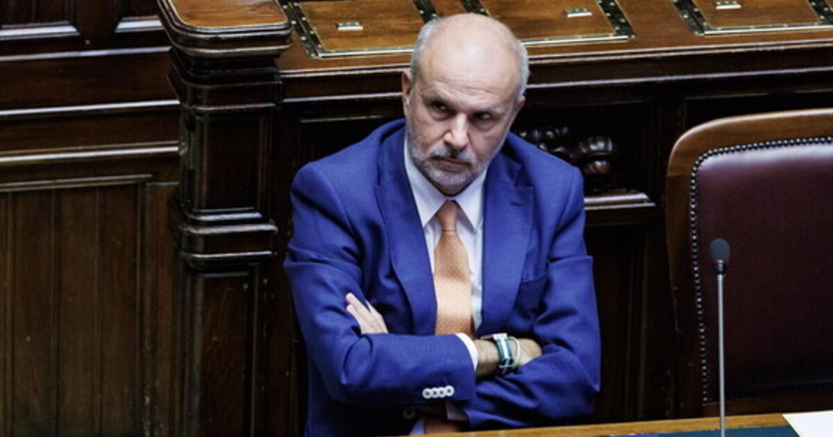Via i no vax dal Gruppo tecnico sulle vaccinazioni. I problemi per Schillaci restano