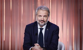https://img-prod.ilfoglio.it/2025/08/22/081723247-e8cb8ec8-cbe1-470d-a4a3-b55c696c7d51.jpg