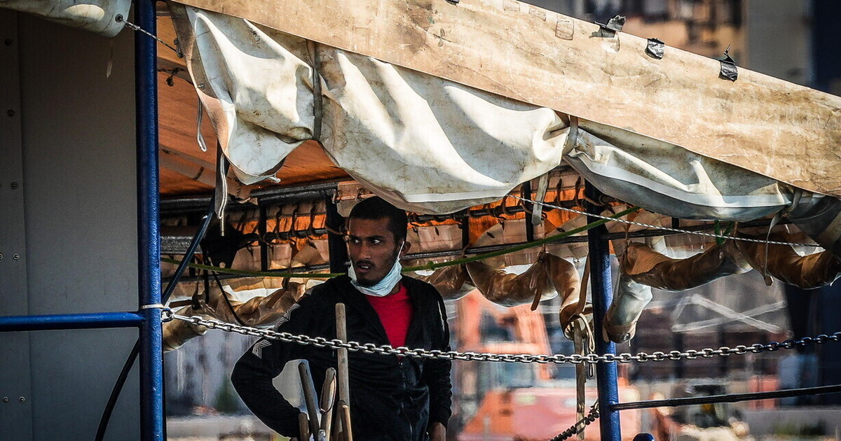 Un’agenda di sinistra per l’immigrazione Un’agenda di sinistra per l’immigrazione