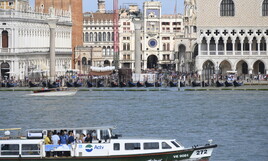 https://img-prod.ilfoglio.it/2025/08/25/161730261-6a701ee6-e21c-4a26-87a2-7ca104d33b2f.jpg