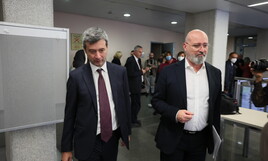 https://img-prod.ilfoglio.it/2025/08/26/094225972-7046fb7c-0591-4532-ae36-df0d221e77ad.jpg