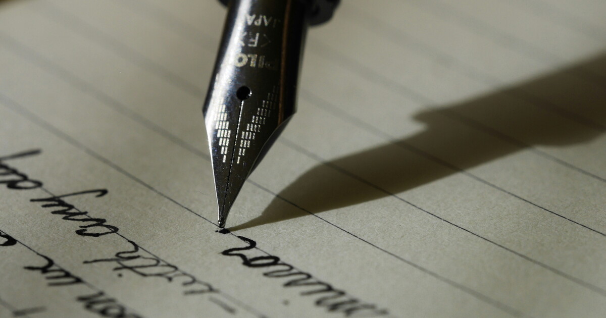 Parole, maschere e poemi. Un’antologia ricorda la scrittrice Giusi Verbaro Parole, maschere e poemi. Un’antologia ricorda la scrittrice Giusi Verbaro