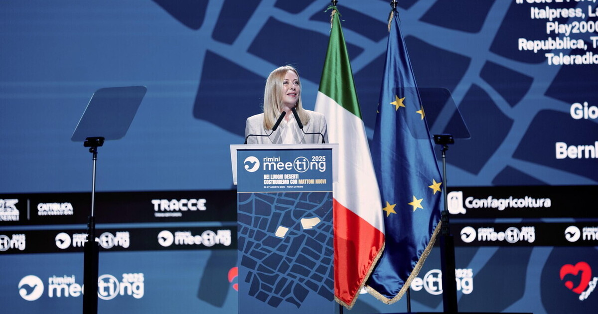 lo stile meloni esiste tra thatcher e berlusconi con un tocco di carr232re