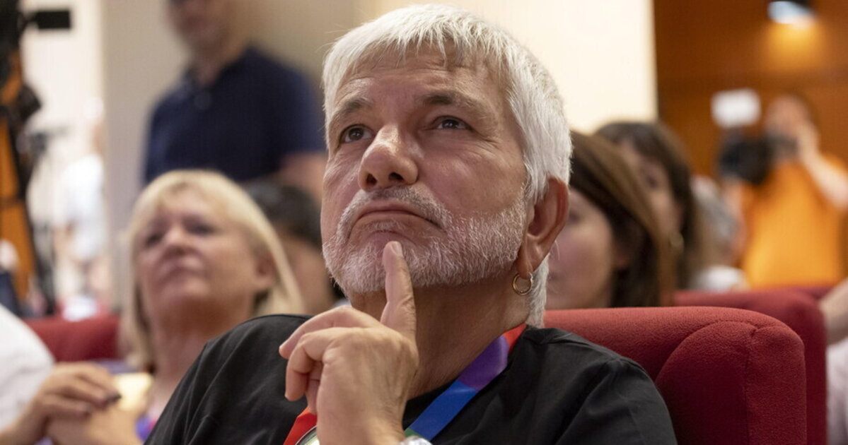 avs tiene il punto sul caso puglia non ritiriamo vendola come un panno steso
