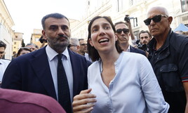Schlein annuncia la candidatura di Antonio Decaro in Puglia