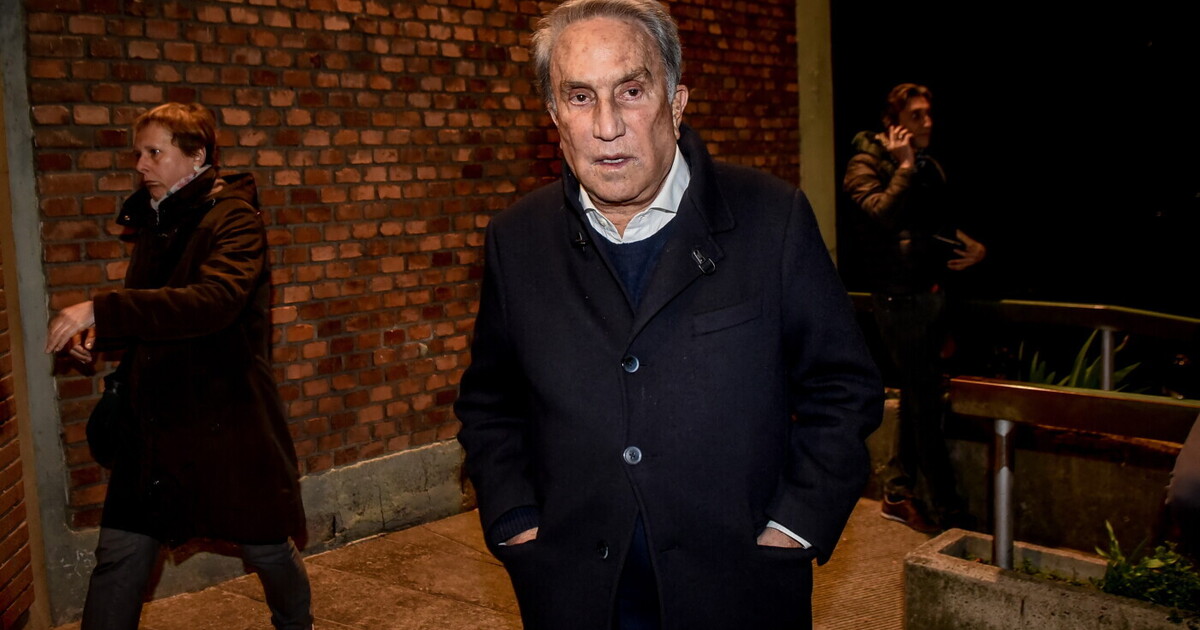 Emilio Fede, un altro articolo Emilio Fede, un altro articolo