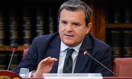 https://img-prod.ilfoglio.it/2025/09/04/161640276-a5b876b0-e1c9-4e4e-a951-608d450f3170.jpg
