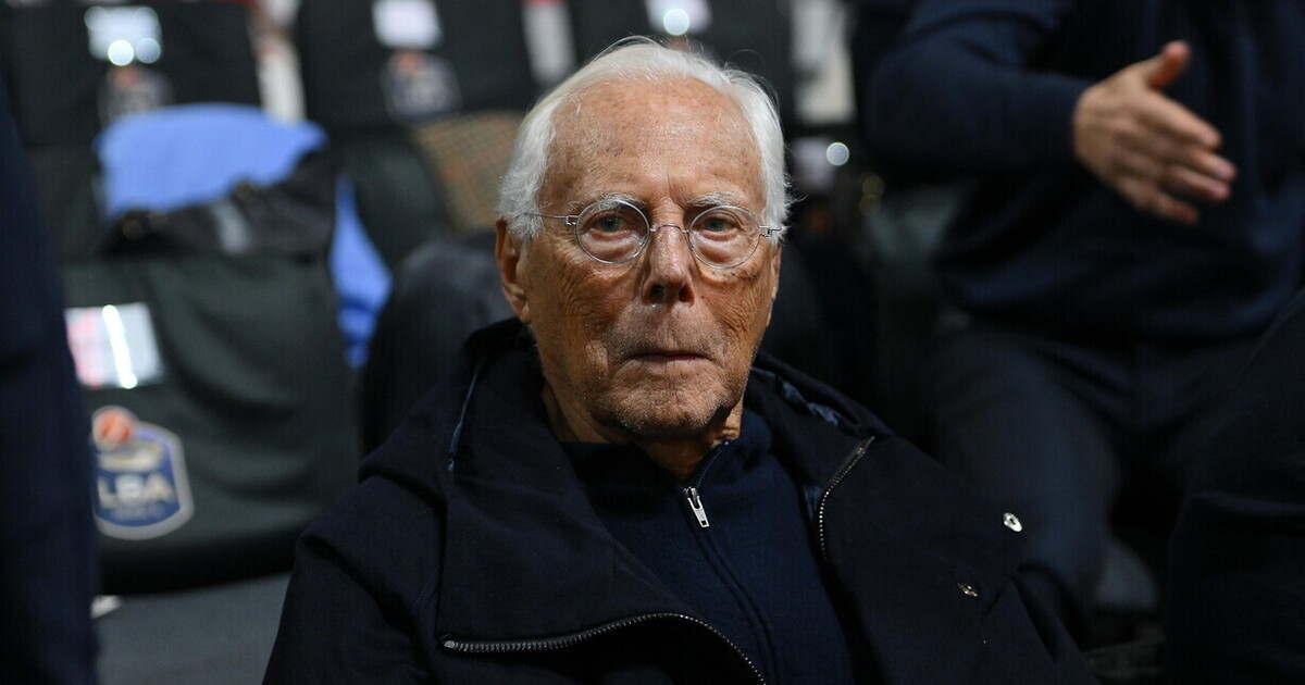 Armani non poteva morire in pace, la guerra celebrazionista è una bolgia di chiacchiera tra paradiso e inferno Armani non poteva morire in pace, la guerra celebrazionista è una bolgia di chiacchiera tra paradiso e inferno