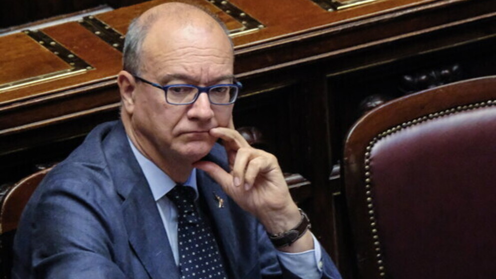 https://img-prod.ilfoglio.it/2025/09/05/164552544-f886c397-49d4-4f9b-842a-1b02905d9fc1.jpg