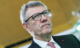 https://img-prod.ilfoglio.it/2025/09/05/184207262-2b380575-3e64-4556-acad-64d046dacb56.jpg