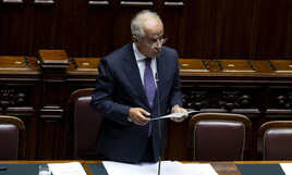 https://img-prod.ilfoglio.it/2025/09/10/155411371-646f49d2-1277-48e7-9f40-f1bca56916b7.jpg